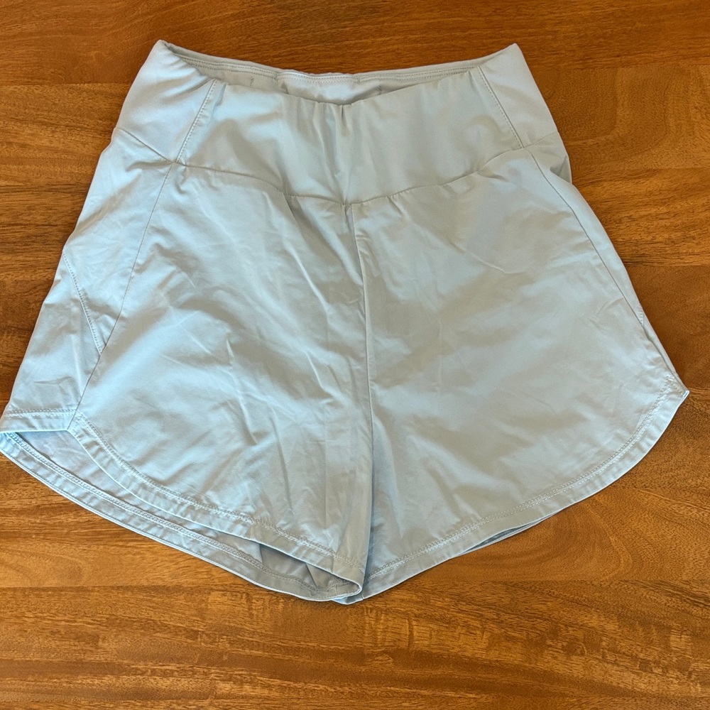 Nike dri-fit bliss high waisted athletic shorts with built in liner